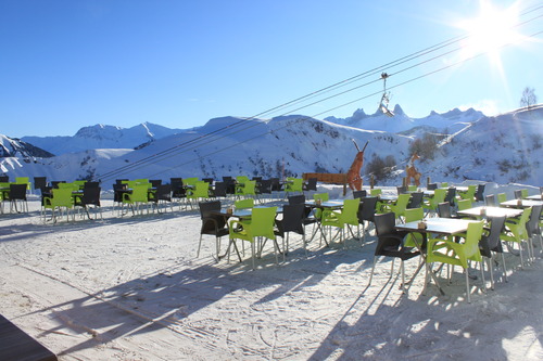 Saint-Sorlin d'Arves (Les Sybelles) Ski Resort by: xavier sambuis