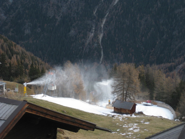 Artificial, Sölden