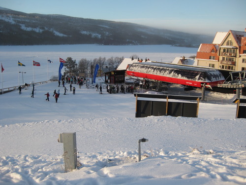 Åre Ski Resort by: Seppo Hakulinen