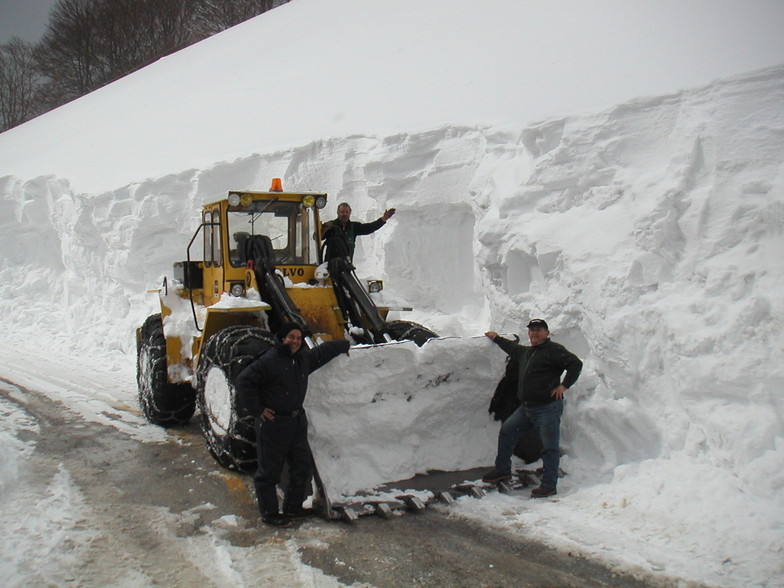 Snow effects of the Aegean Sea (mt Pelion - Greece), Pilion