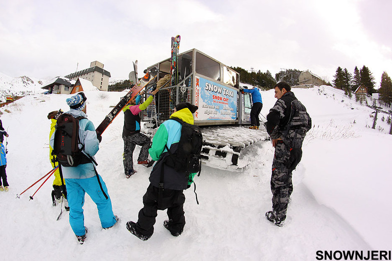 Packing into Snow Cab, Brezovica