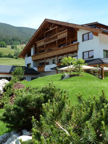 Ortisei Ski Resort by: Hofer Martin
