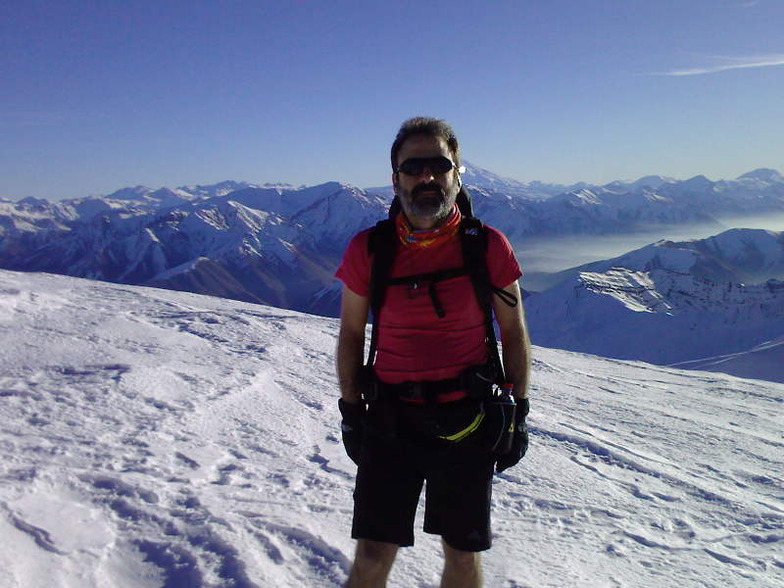 Ali   Saeidi   NeghabeKoohestaN, Mount Everest