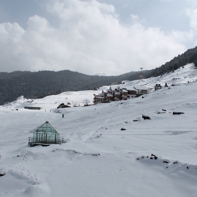 Clifftop Club Top view, Auli