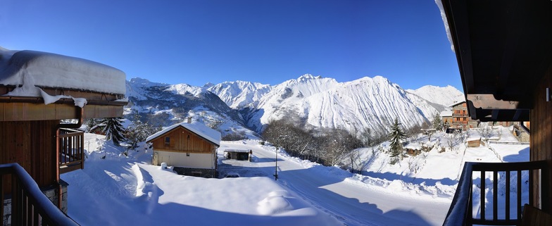 Snowy mountain views from Chamois Lodge - www.thealpineclub.co.uk, St Martin de Belleville