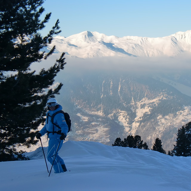 After work powder above La Tania