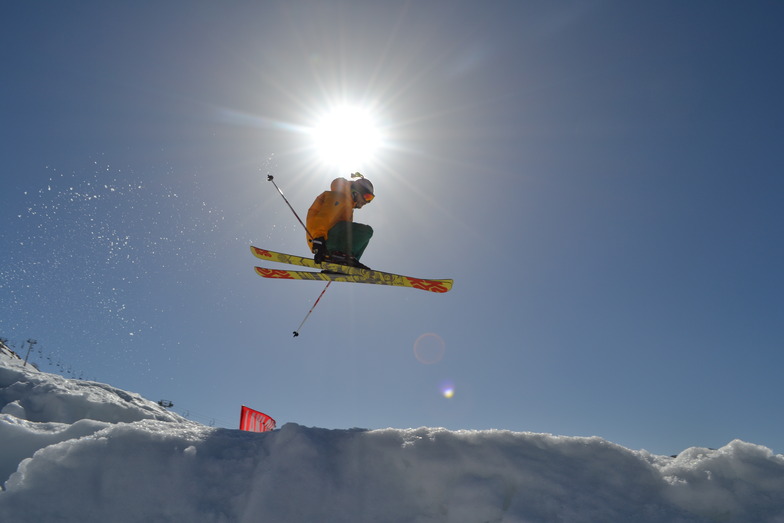 Laqlouq snow park