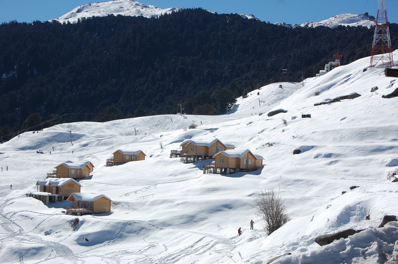 auli slope