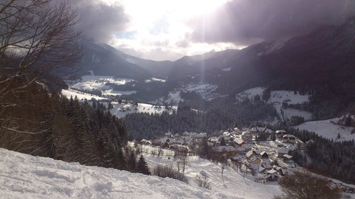 Saint Pierre De Chartreuse Ski Resort by: stef