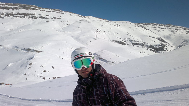 hamidreza zeraat pisheh, Pooladkaf Ski Resort