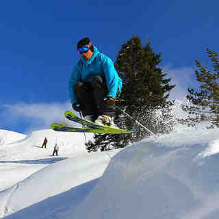 Blue jump, Kozuf