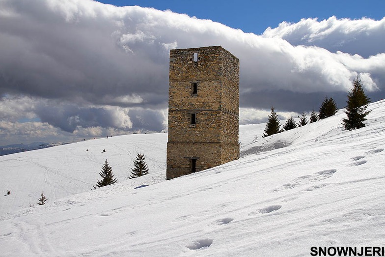 Lonely tower, Popova Sapka