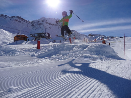Champagny Ski Resort by: mike winter
