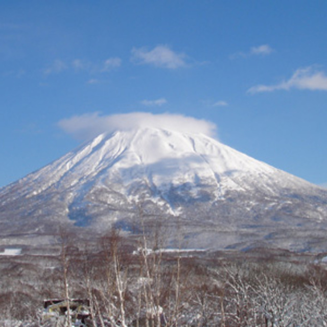 Blue sky Youtei, Niseko Village