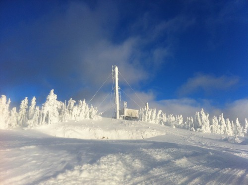 Mount Washington Ski Resort by: Jamie