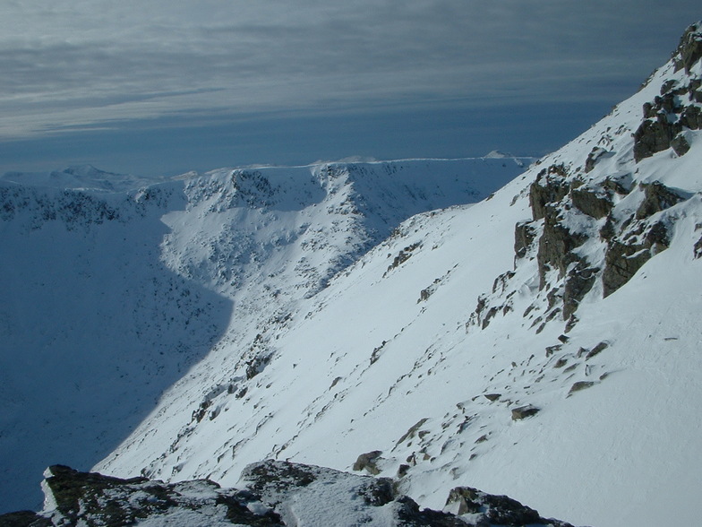 Looking down secret run at the back of glencoe, Glencoe Mountain Resort