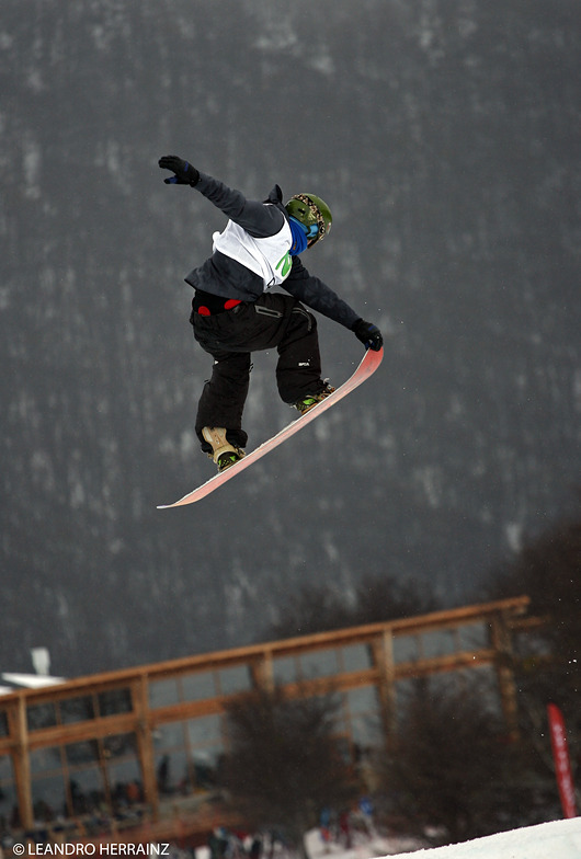 Tail Grab, Cerro Castor