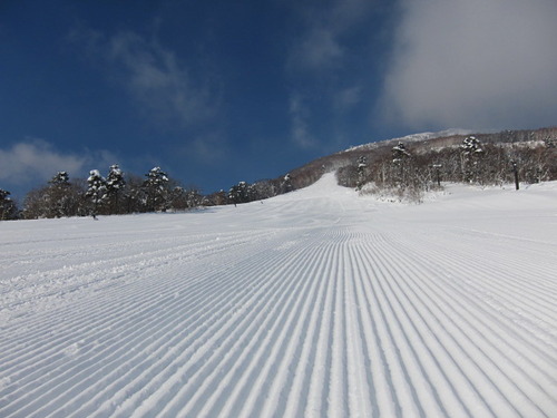 Iizuna Kogen Ski Resort by: Hiro