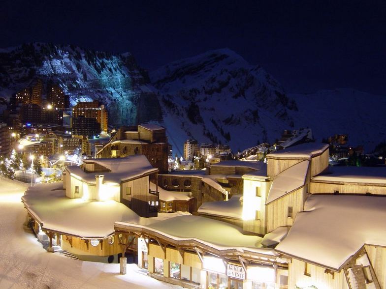 Night in Avoriaz.