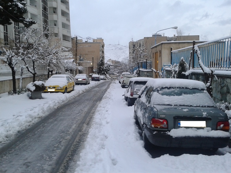 velenjak street, Tochal