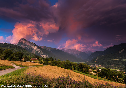 Samoens Ski Resort by: Alps Accommodation Samoens