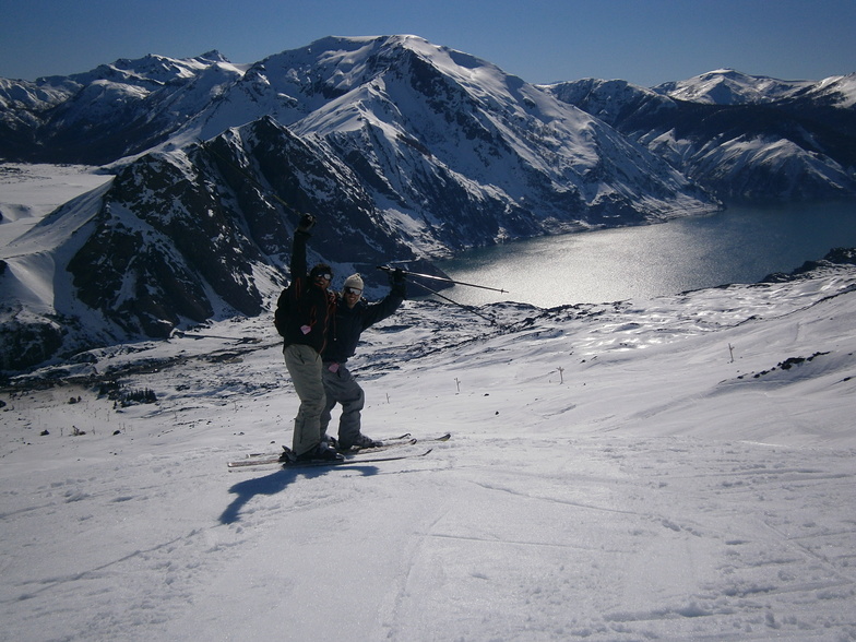 Skiando con mi hermana y mi amigo Felipe Daroch, Antuco