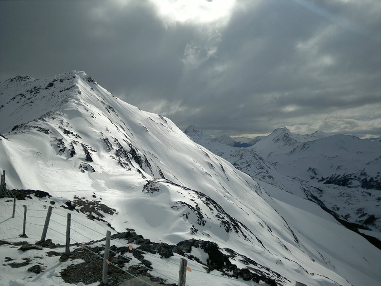 Primavera, Cerro Castor