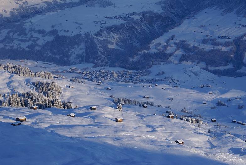 Obersaxen - Mundaun - Val Lumnezia snow