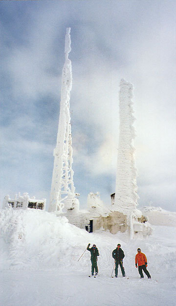 Faraya-Mzaar-top-mountain forzen antenna, Mzaar Ski Resort