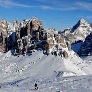 PERFECT SCENERY - PERFECT SKI RUN, Cortina