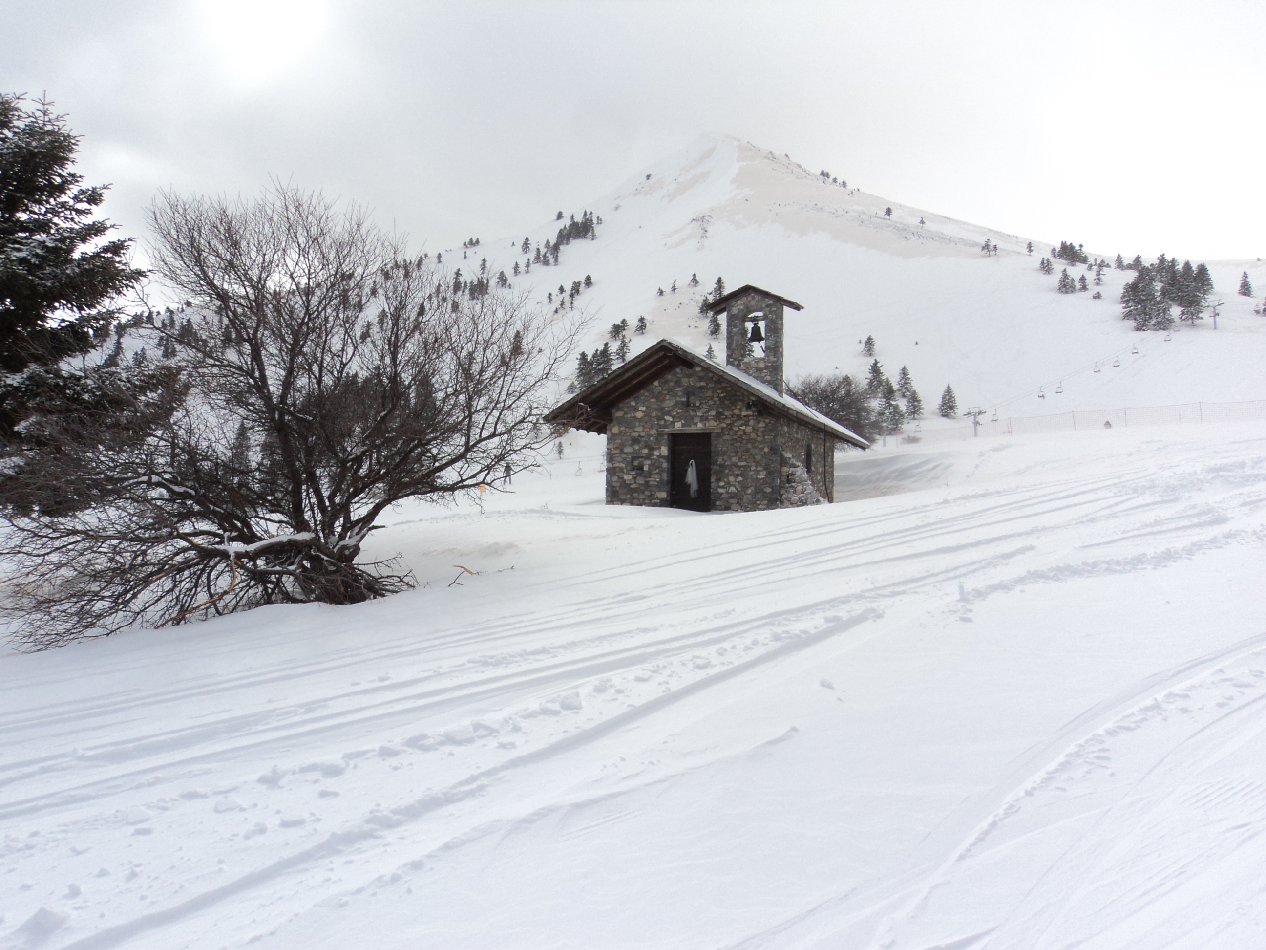 Άγιος Υάκινθος, Kalavryta Ski Resort