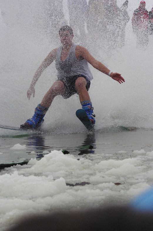 Pond Skimming Success, Toggenburg Mountain