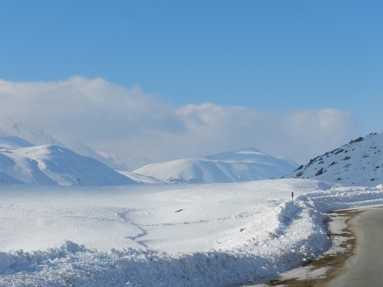 Sepidan, Pooladkaf Ski Resort