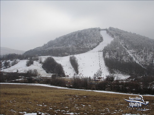 Visegradi-Nagy-Villám Ski Resort by: Gutbrod András