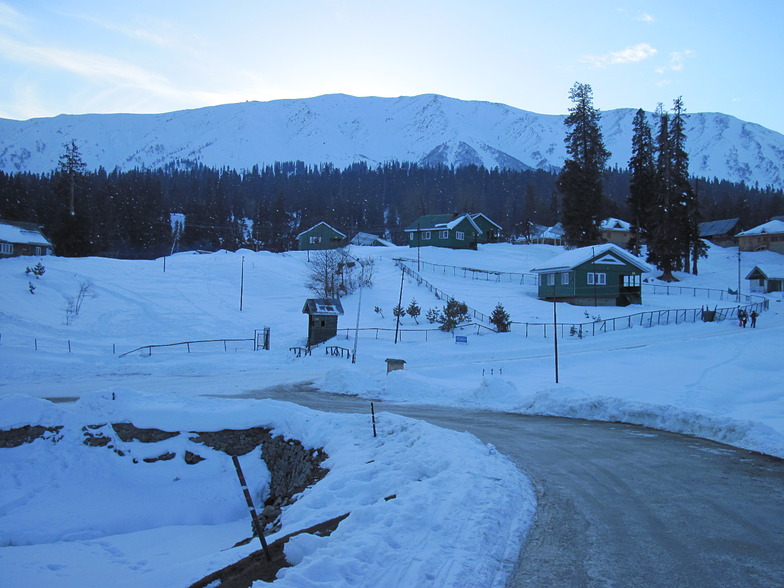 paradise on earth  kashmir   gulmarg..........