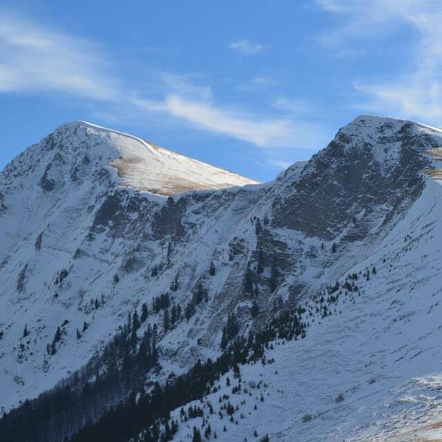 Ostri Vrv Karadzica, Karadjica