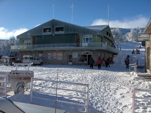Manzaneda's resort command station photo