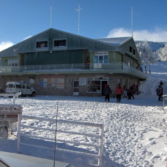 Manzaneda's resort command station
