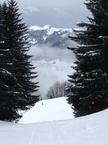 Le Grand Bornand Ski Resort by: JAM