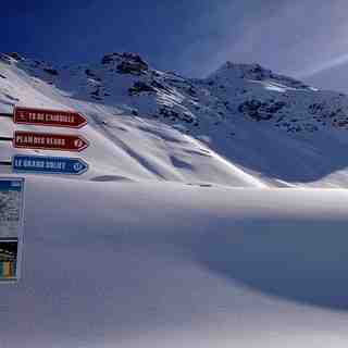 Untouched powder in Sainte Foy