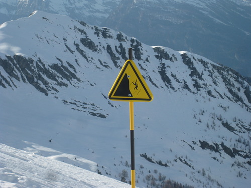 La Tzoumaz Ski Resort by: andyi