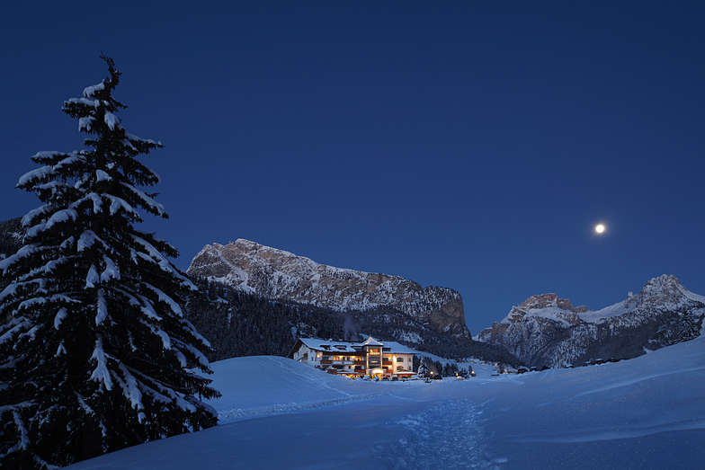 Val Gardena snow