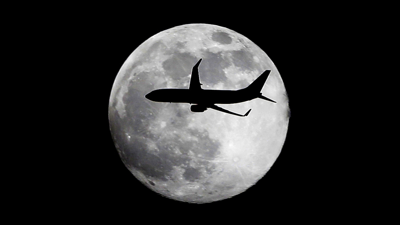 Supermoon, Gstaad Glacier 3000