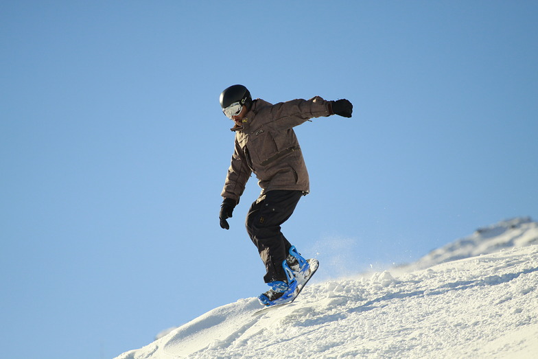 Brecha, Cerro Castor