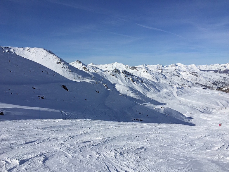 Opening day of the 2014/15 season at Val Thorens