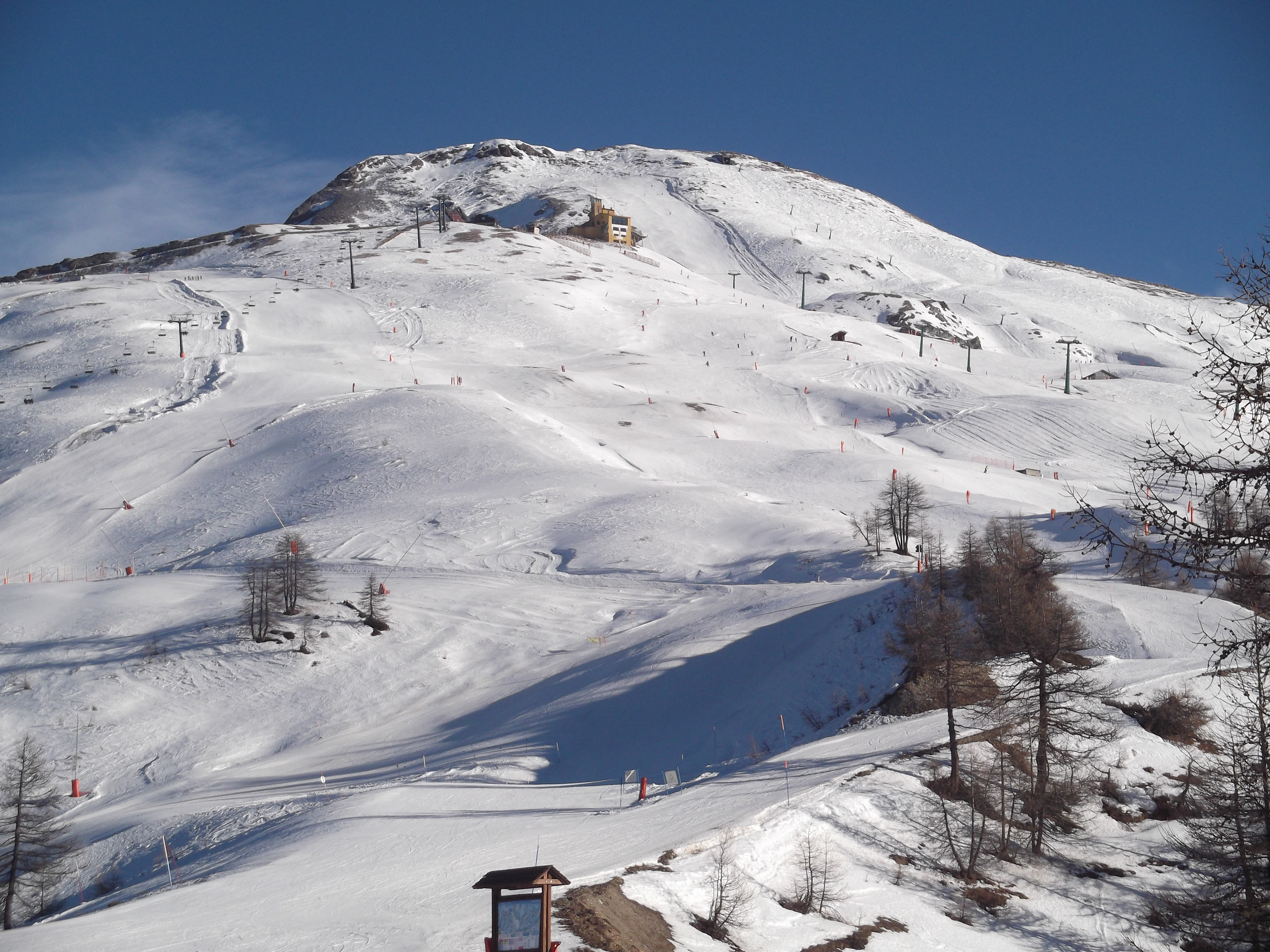 A quiet Mt Motta, Sestrière (Vialattea)
