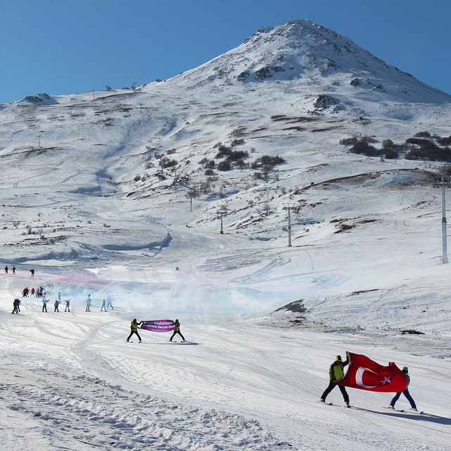 Yildiz Ski Resort Snow: Sivas Yıldız Dağı Kayak Merkezi