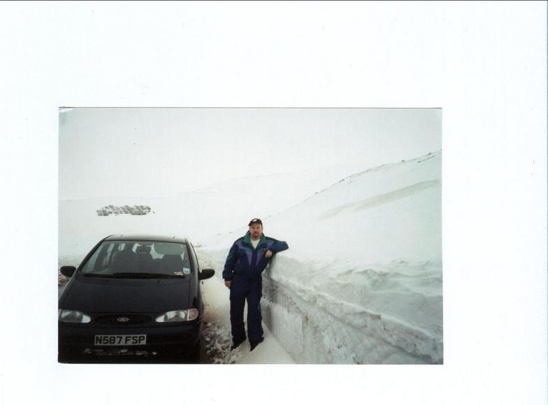 deep snow caingorm, Cairngorm