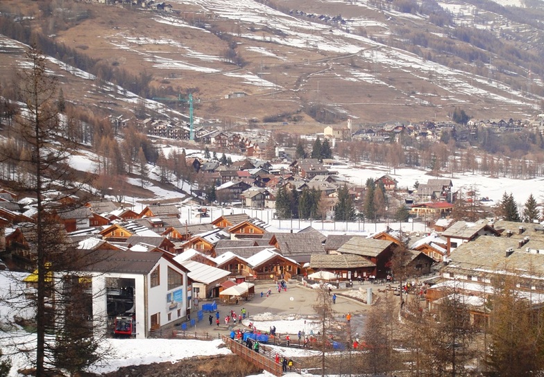 Pragelato (Vialattea) snow