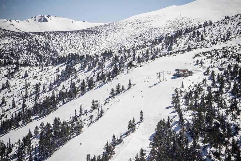 Yastrebets, Borovets